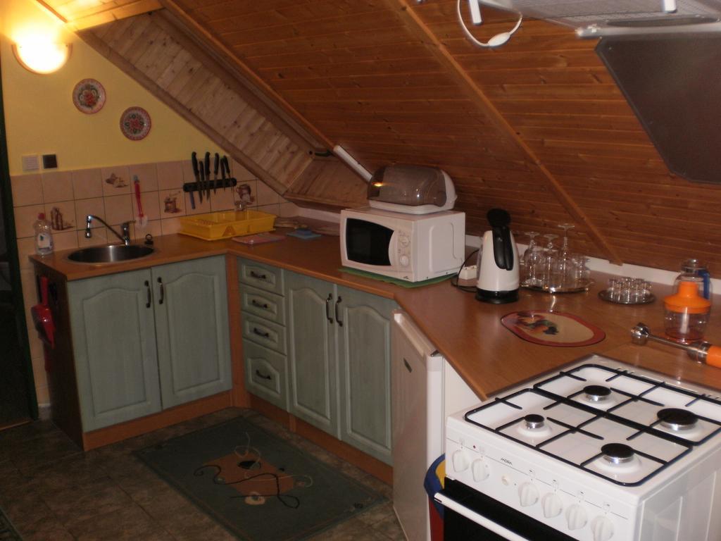 Privat Buk 100 Apartment Jindřichŭv Hradec Exterior foto