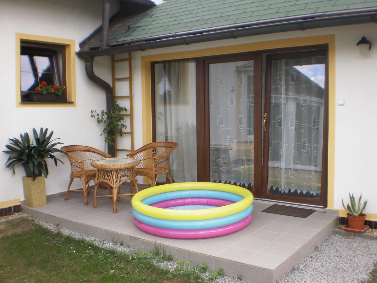 Privat Buk 100 Apartment Jindřichŭv Hradec Exterior foto